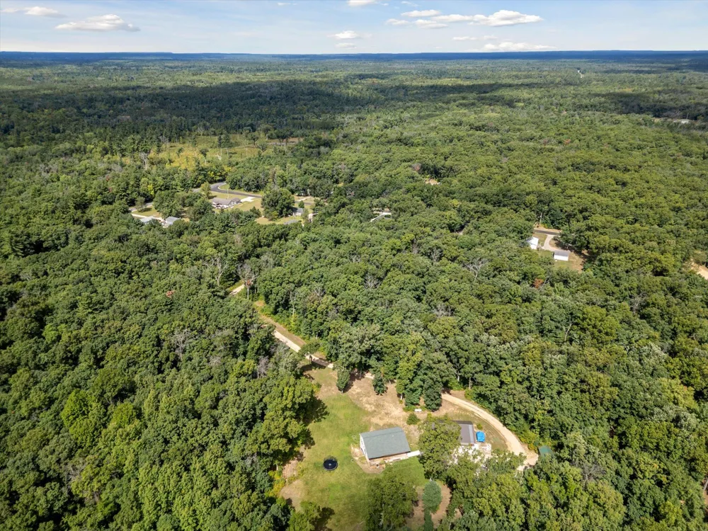 23861 Almy Road Reynolds Township, MI 49329