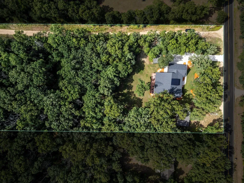 23861 Almy Road Reynolds Township, MI 49329