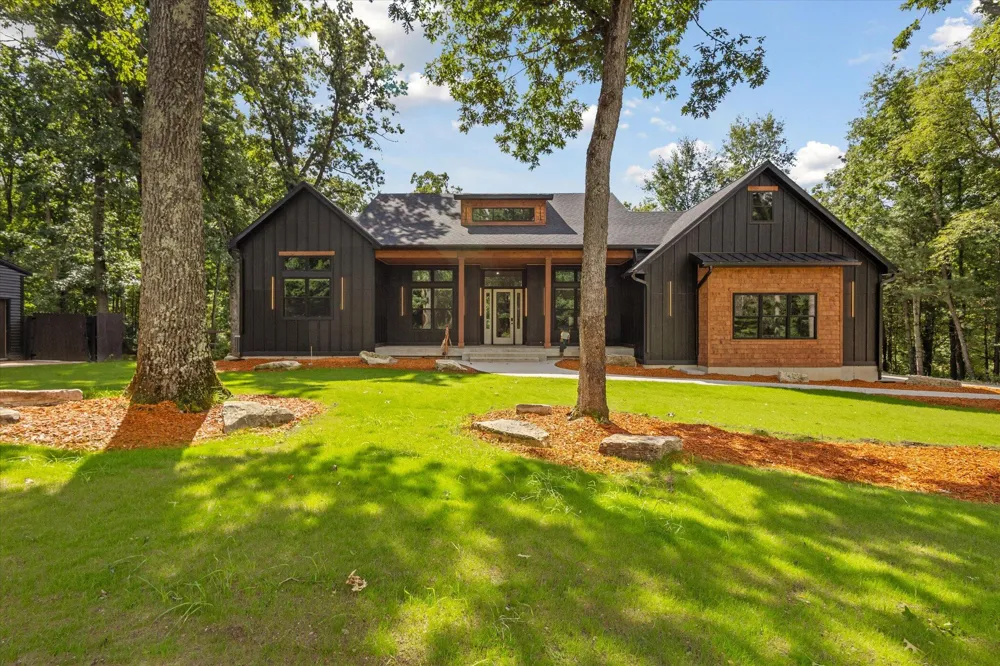 23861 Almy Road Reynolds Township, MI 49329