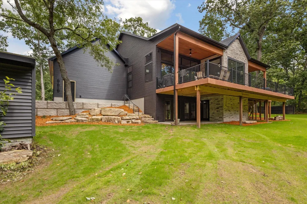 23861 Almy Road Reynolds Township, MI 49329