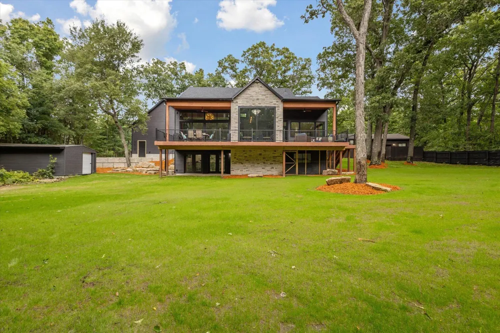 23861 Almy Road Reynolds Township, MI 49329