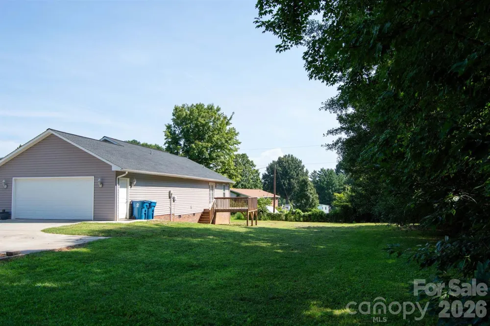 2422 23rd Street Drive NE Hickory, NC 28601