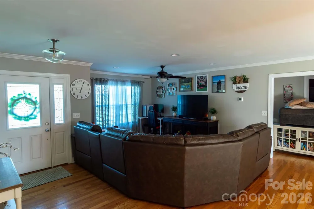 2422 23rd Street Drive NE Hickory, NC 28601