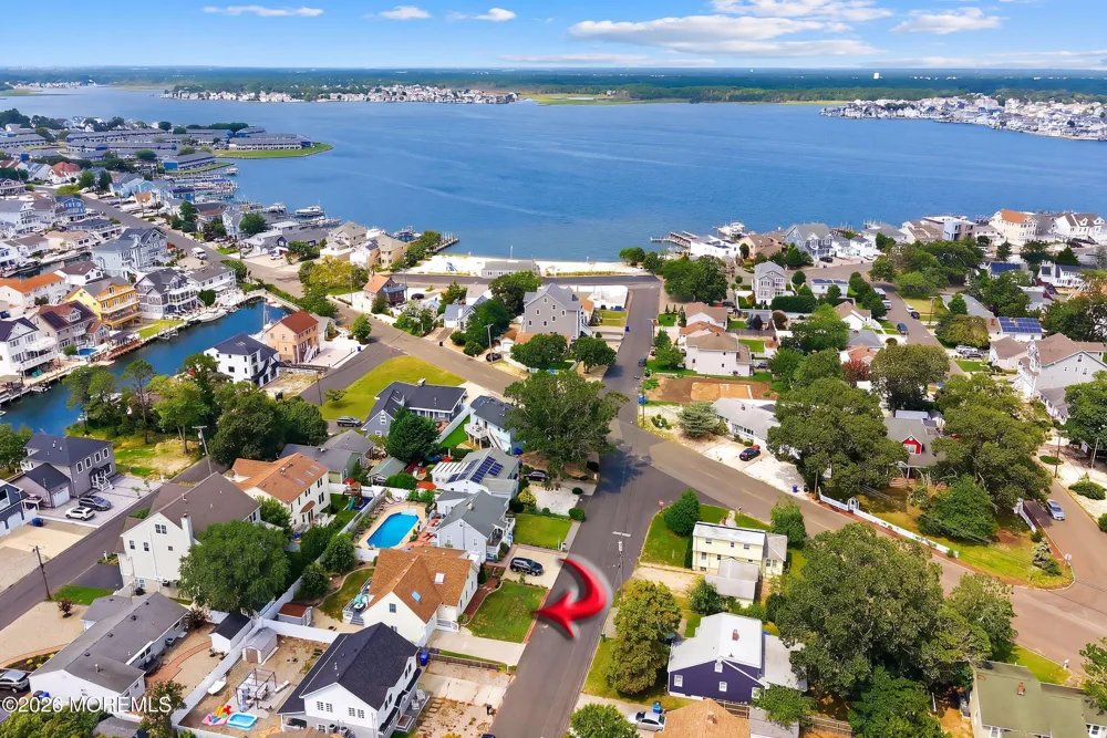 28 Harbor View Lane Toms River, NJ 08753