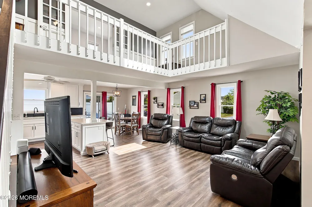28 Harbor View Lane Toms River, NJ 08753