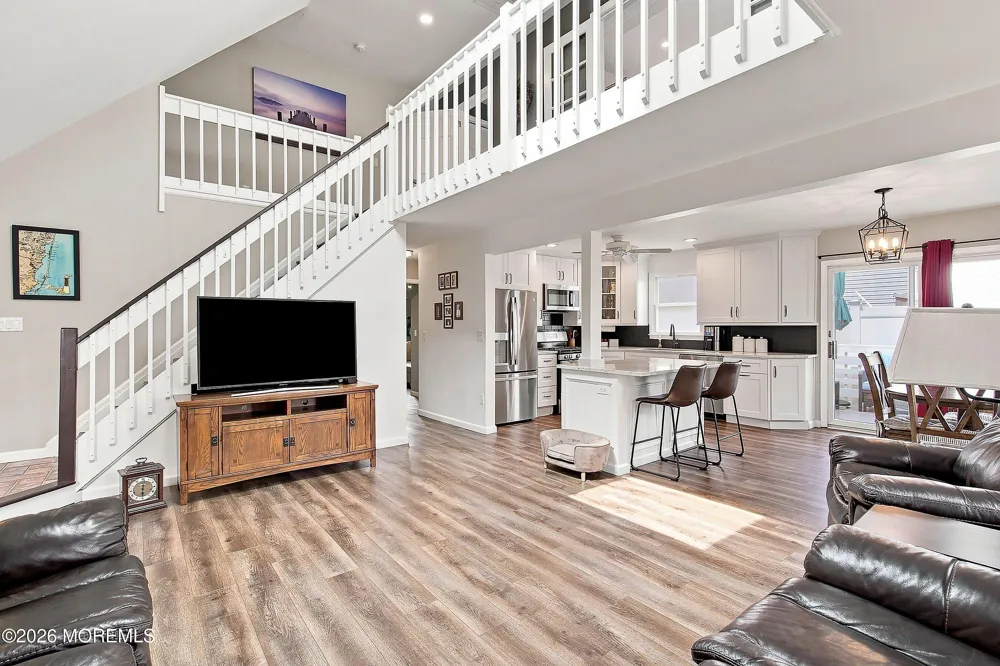 28 Harbor View Lane Toms River, NJ 08753