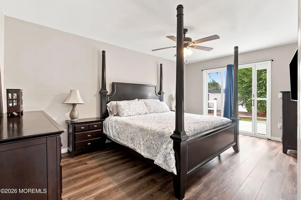 28 Harbor View Lane Toms River, NJ 08753