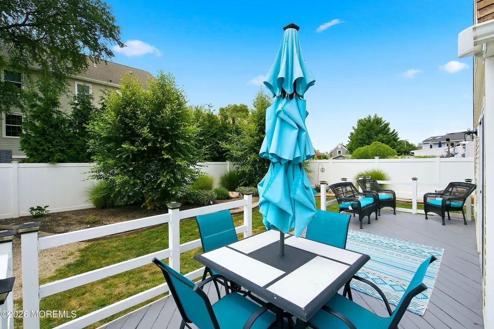 28 Harbor View Lane Toms River, NJ 08753