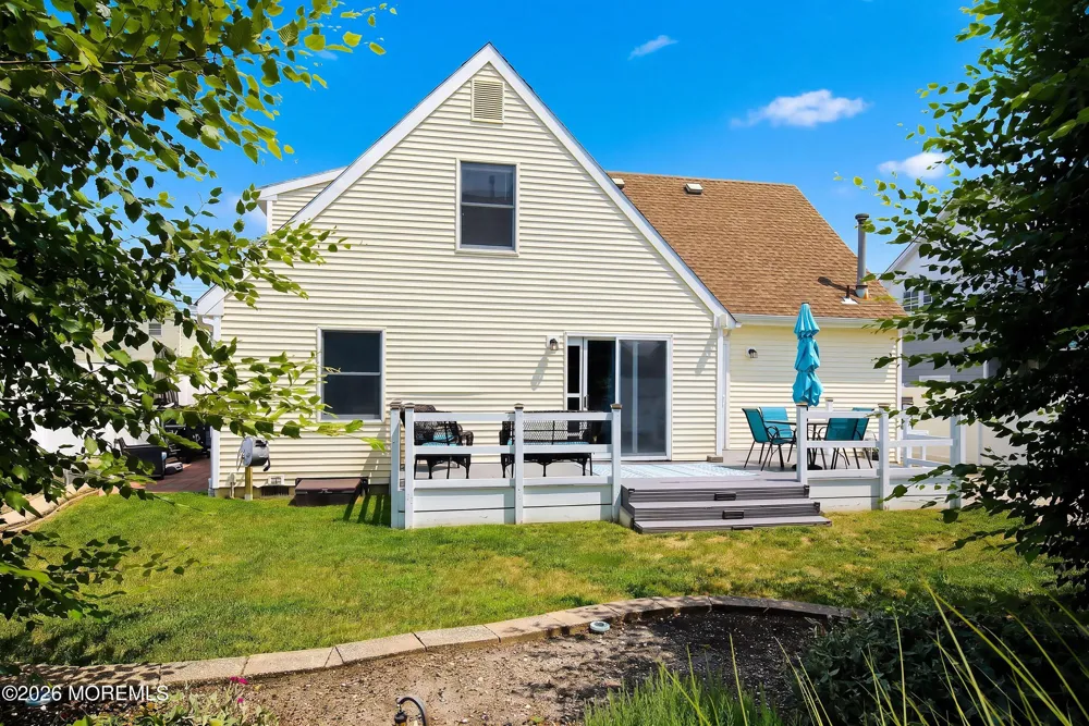 28 Harbor View Lane Toms River, NJ 08753