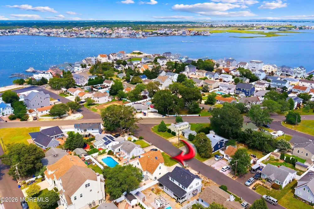28 Harbor View Lane Toms River, NJ 08753