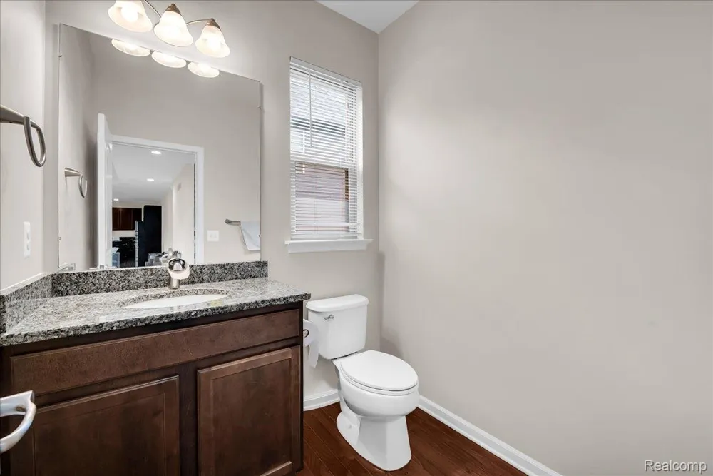 41761 Steinbeck Glen Novi City, MI 48377