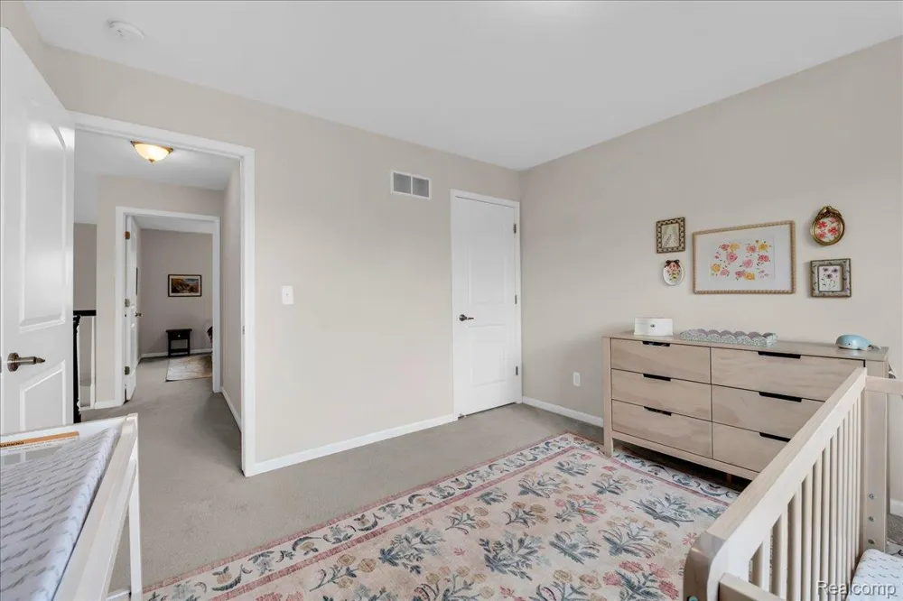 41761 Steinbeck Glen Novi City, MI 48377