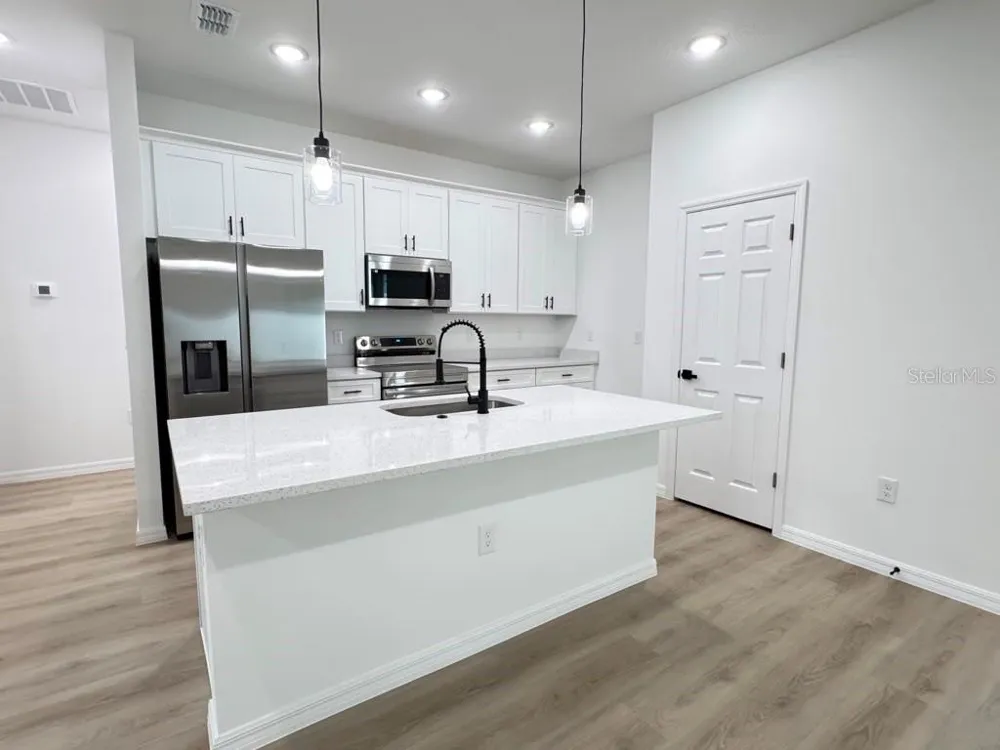 10032 DELTONA BOULEVARD Dunnellon, FL 34434