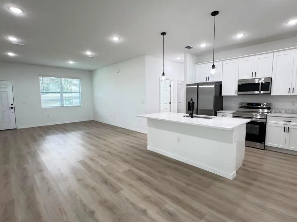 10032 DELTONA BOULEVARD Dunnellon, FL 34434