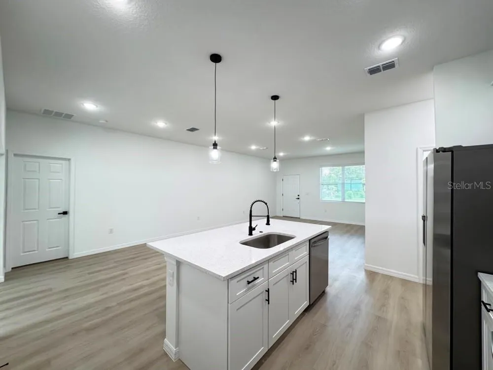10032 DELTONA BOULEVARD Dunnellon, FL 34434