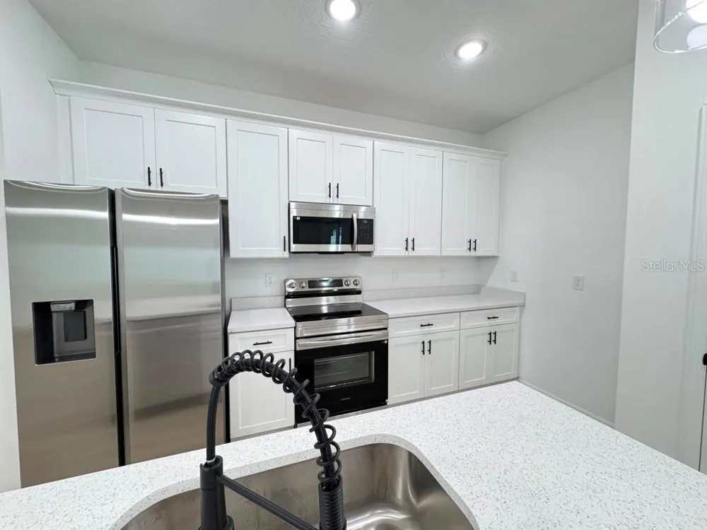 10032 DELTONA BOULEVARD Dunnellon, FL 34434