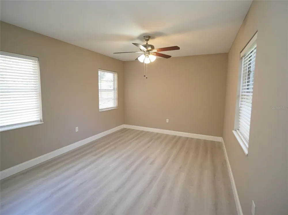 3519 W PRICE AVENUE Tampa, FL 33611