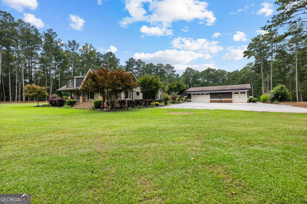 359 Trammell RD Moreland, GA 30259
