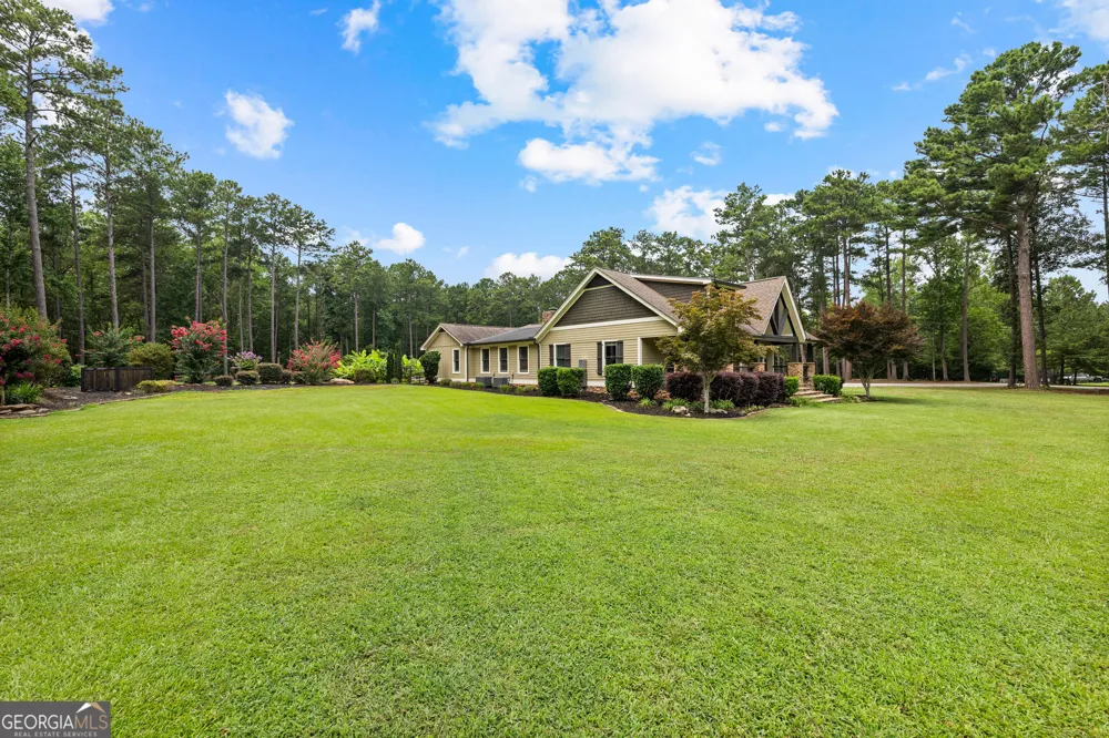 359 Trammell RD Moreland, GA 30259