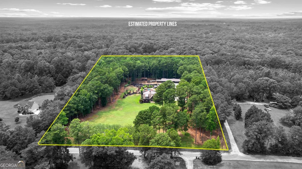359 Trammell RD Moreland, GA 30259