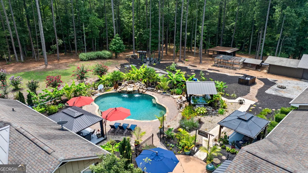359 Trammell RD Moreland, GA 30259