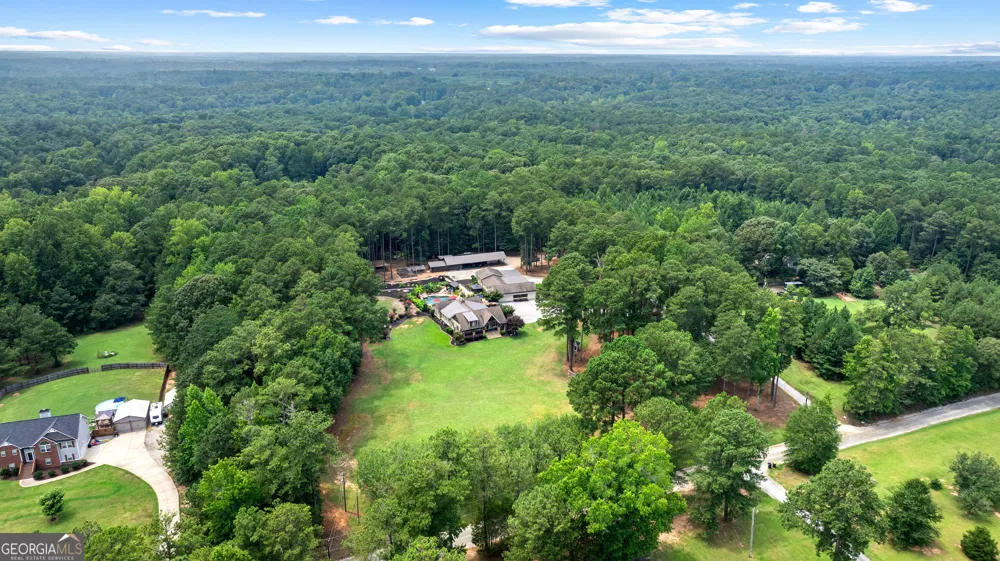 359 Trammell RD Moreland, GA 30259