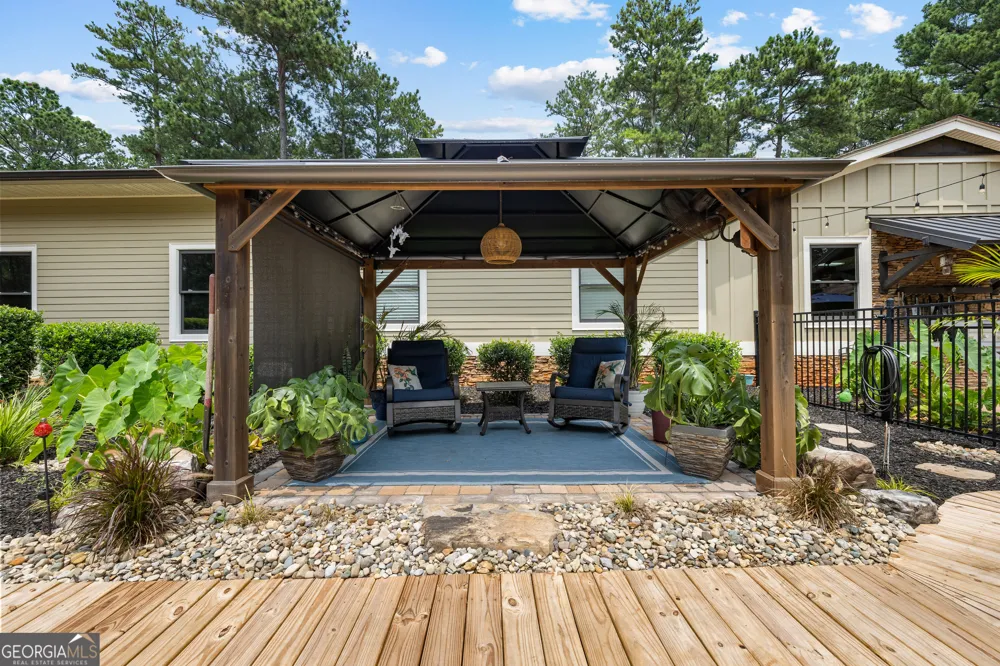 359 Trammell RD Moreland, GA 30259