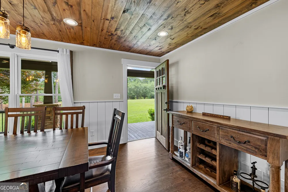 359 Trammell RD Moreland, GA 30259