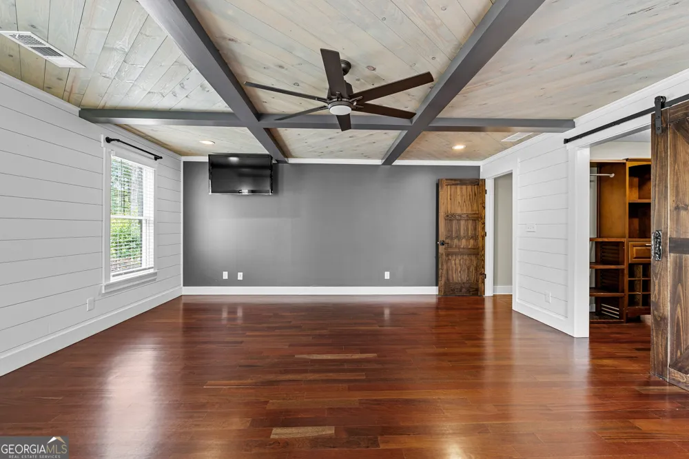 359 Trammell RD Moreland, GA 30259