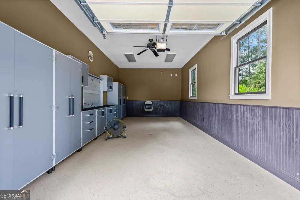 359 Trammell RD Moreland, GA 30259