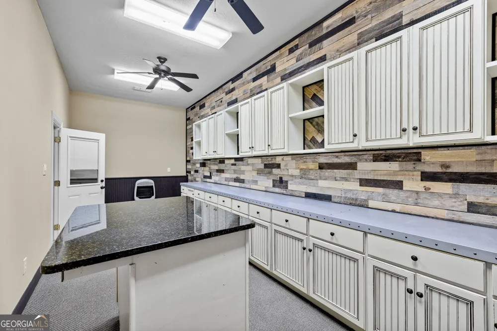 359 Trammell RD Moreland, GA 30259