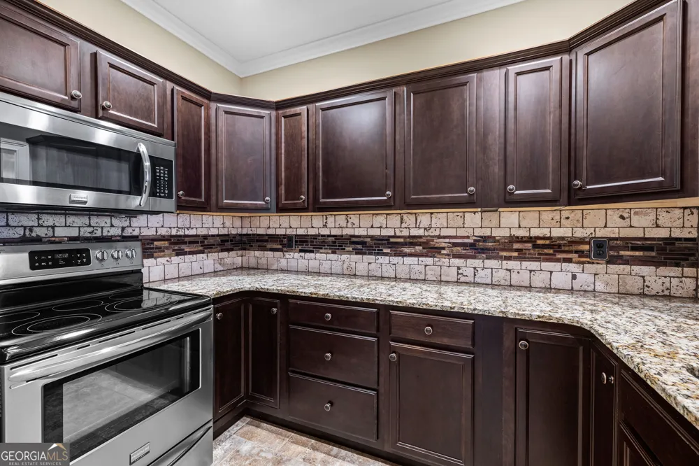 359 Trammell RD Moreland, GA 30259