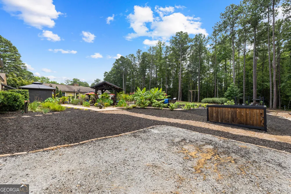 359 Trammell RD Moreland, GA 30259