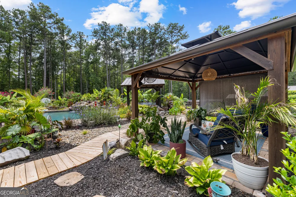 359 Trammell RD Moreland, GA 30259