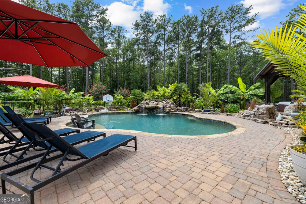 359 Trammell RD Moreland, GA 30259