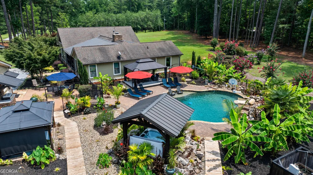 359 Trammell RD Moreland, GA 30259