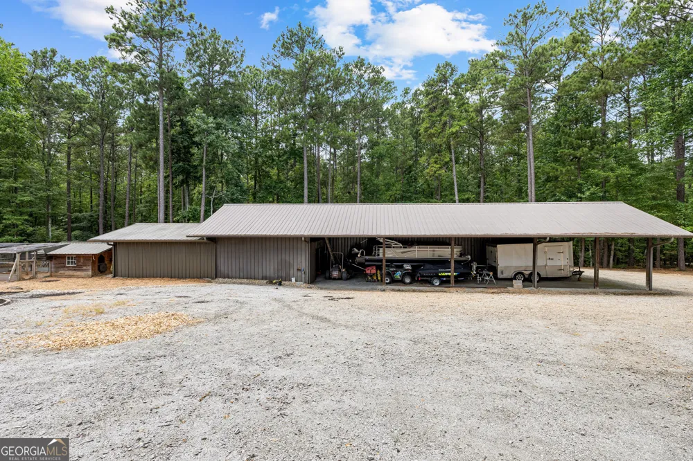 359 Trammell RD Moreland, GA 30259