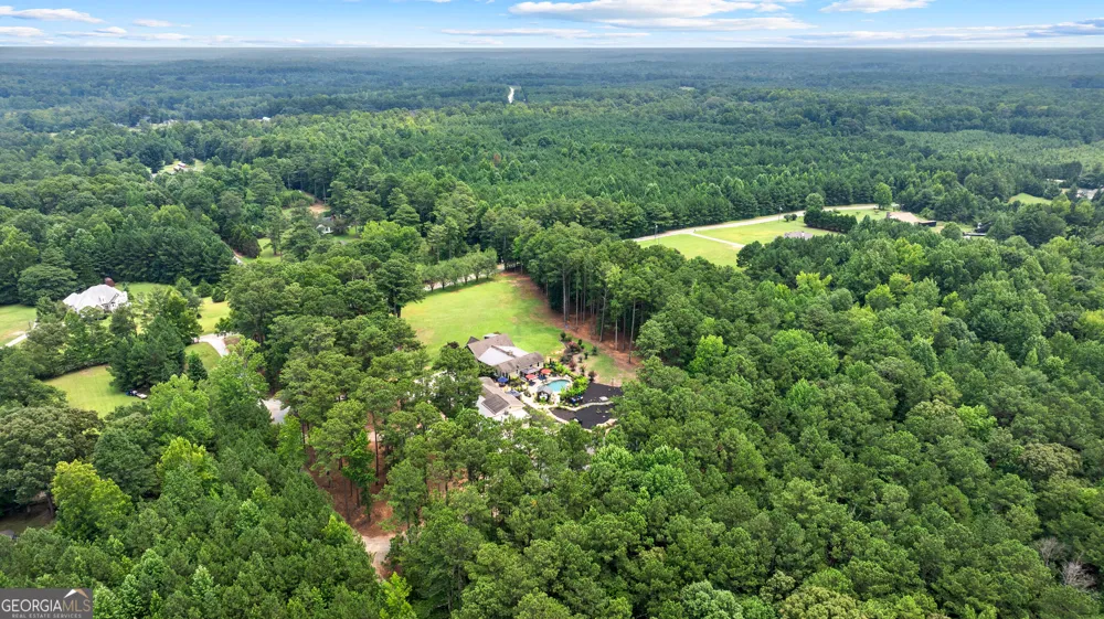 359 Trammell RD Moreland, GA 30259