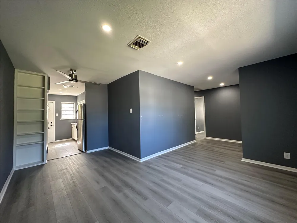10313 Chesterfield Drive Houston, TX 77051