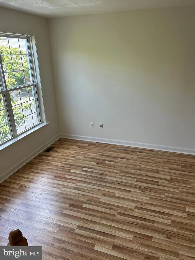 42540 MAGELLAN Ashburn, VA 20148