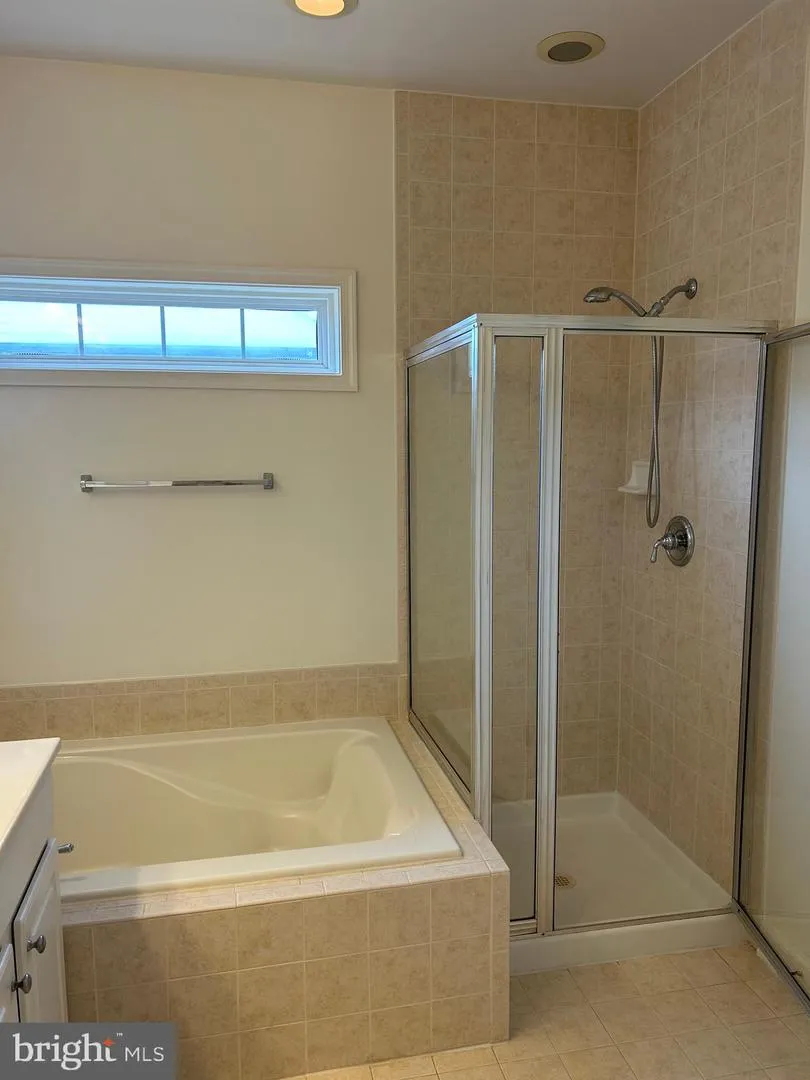 42540 MAGELLAN Ashburn, VA 20148