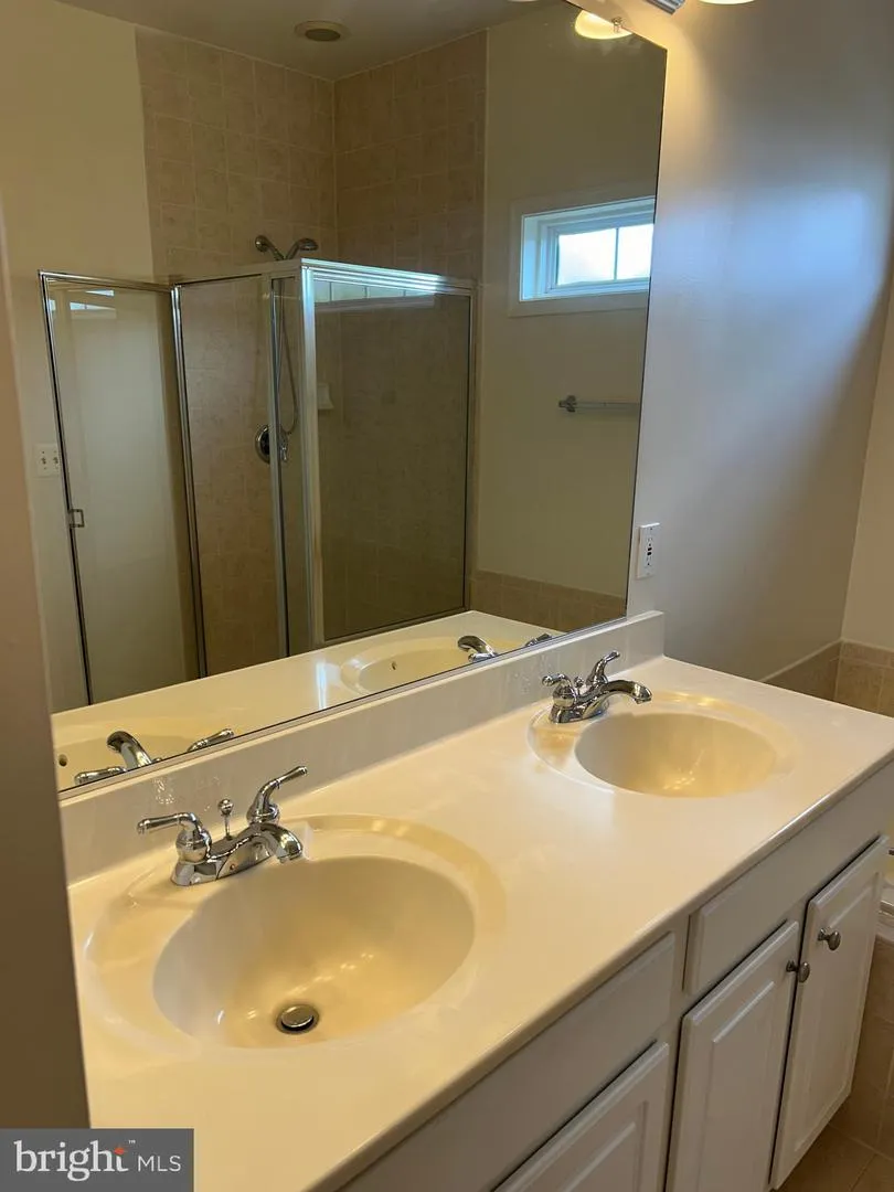 42540 MAGELLAN Ashburn, VA 20148