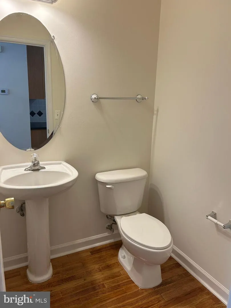42540 MAGELLAN Ashburn, VA 20148
