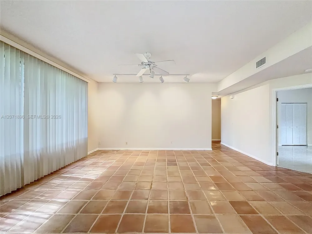 10524 NW 10th St #A-125 Plantation, FL 33322