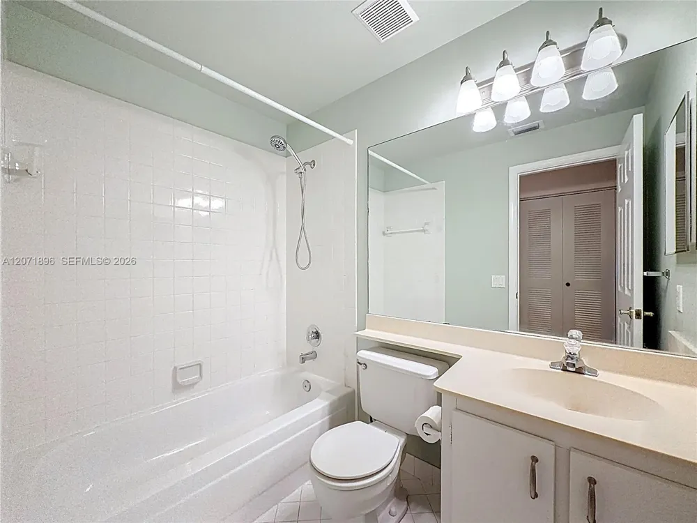 10524 NW 10th St #A-125 Plantation, FL 33322