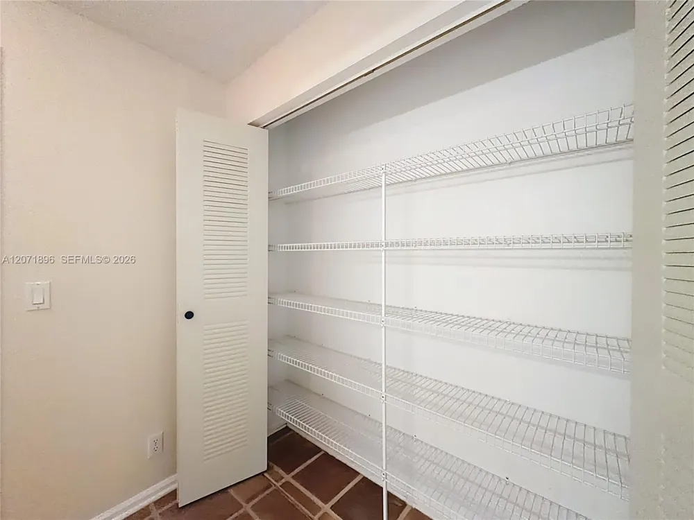 10524 NW 10th St #A-125 Plantation, FL 33322