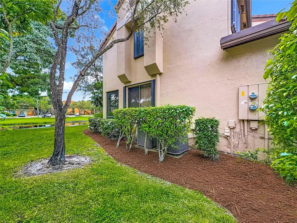 10524 NW 10th St #A-125 Plantation, FL 33322