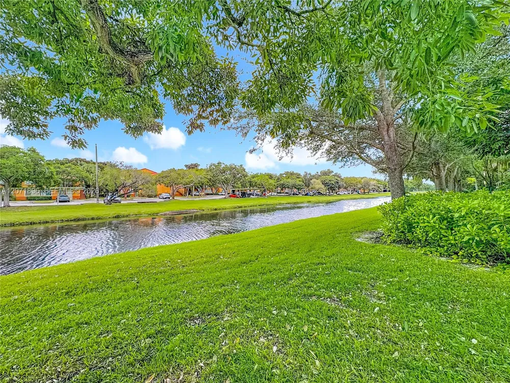 10524 NW 10th St #A-125 Plantation, FL 33322