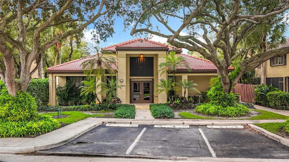 10524 NW 10th St #A-125 Plantation, FL 33322