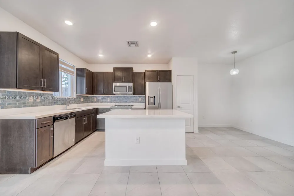 1090 SE 23rd Ave #1090 Homestead, FL 33035